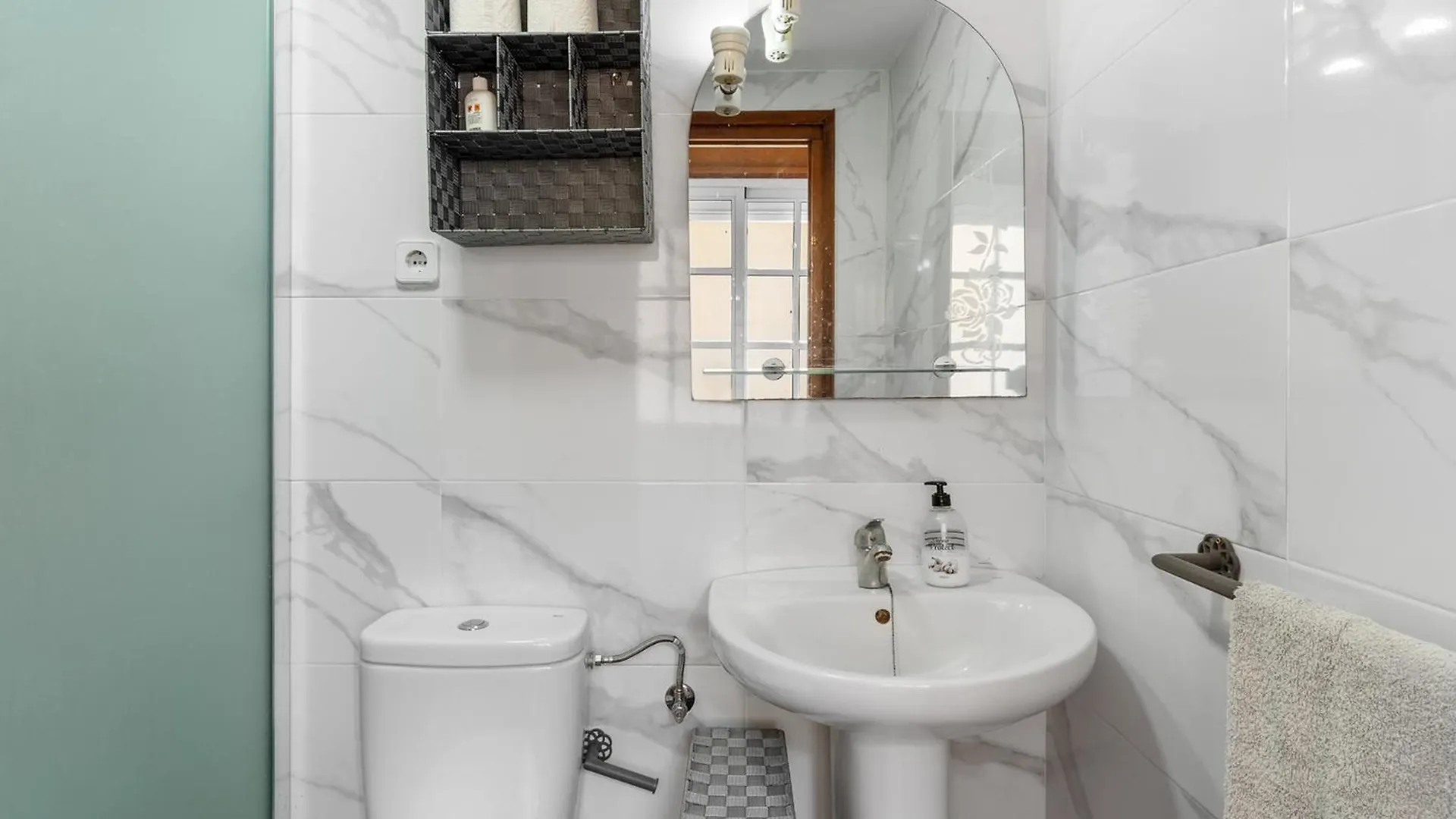 Taklaegenhet Med Stor Terass Διαμέρισμα Fuengirola